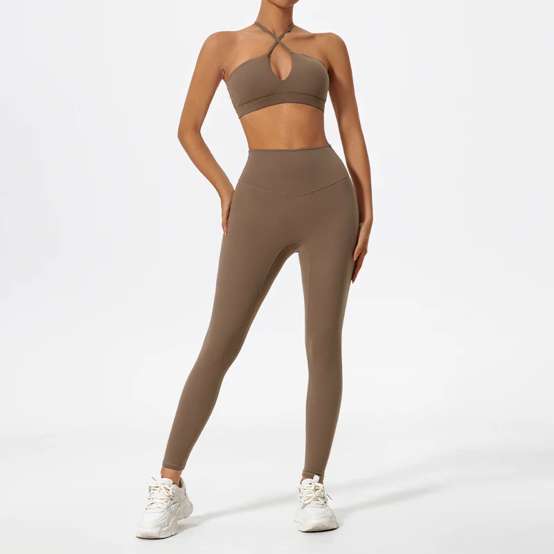 Crossover Yoga & Gym Outfit